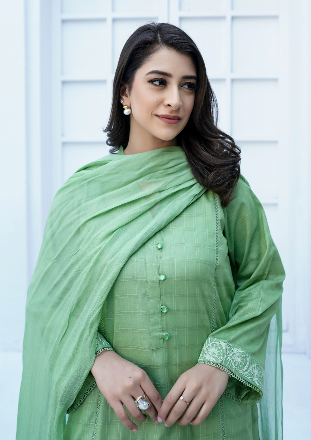 3Pc Embroidered Infinity Lawn with Embroidered Border Chiffon Dupatta JASHAN-S25-0022