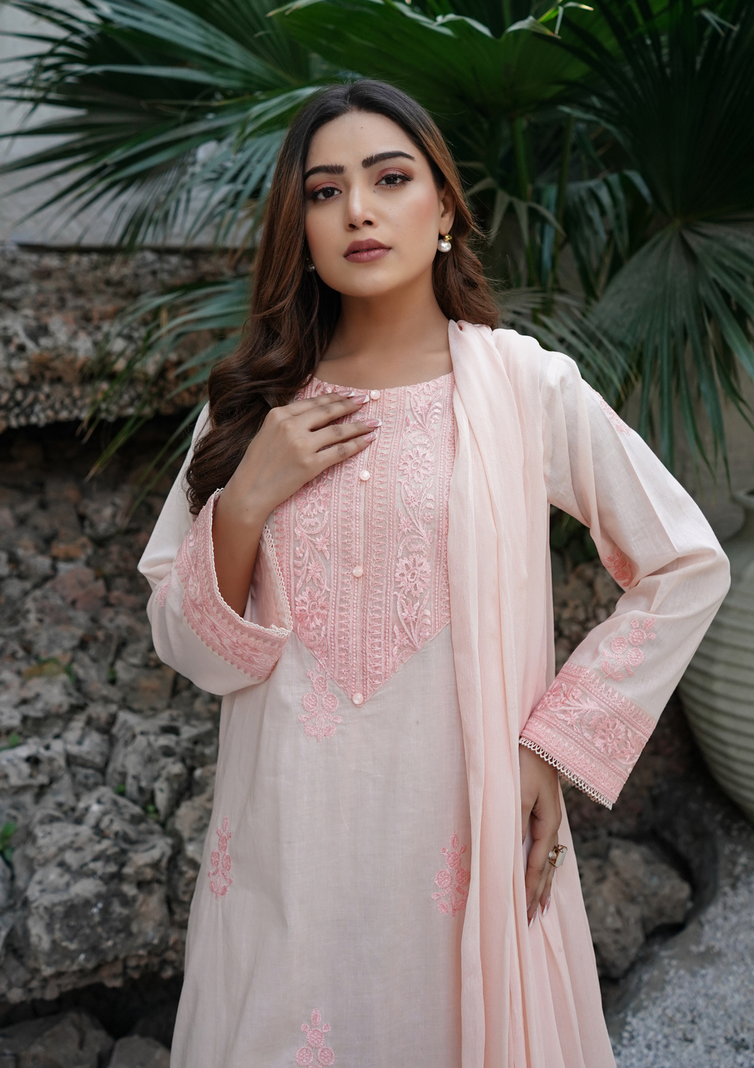 3Pc Embroidered Plain Lawn with Embroidered Border Chiffon Dupatta JASHAN-S25-0024