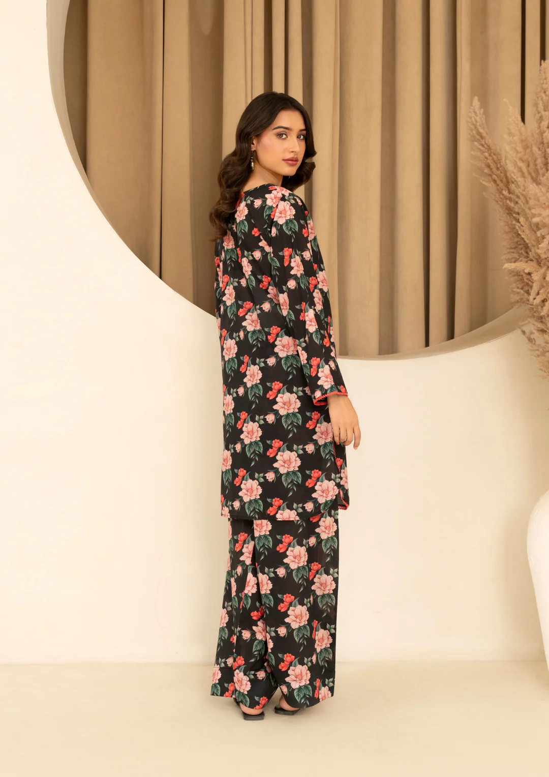 2Pc Digital Print Lawn with Shalwar GULMEENA-G25-0027