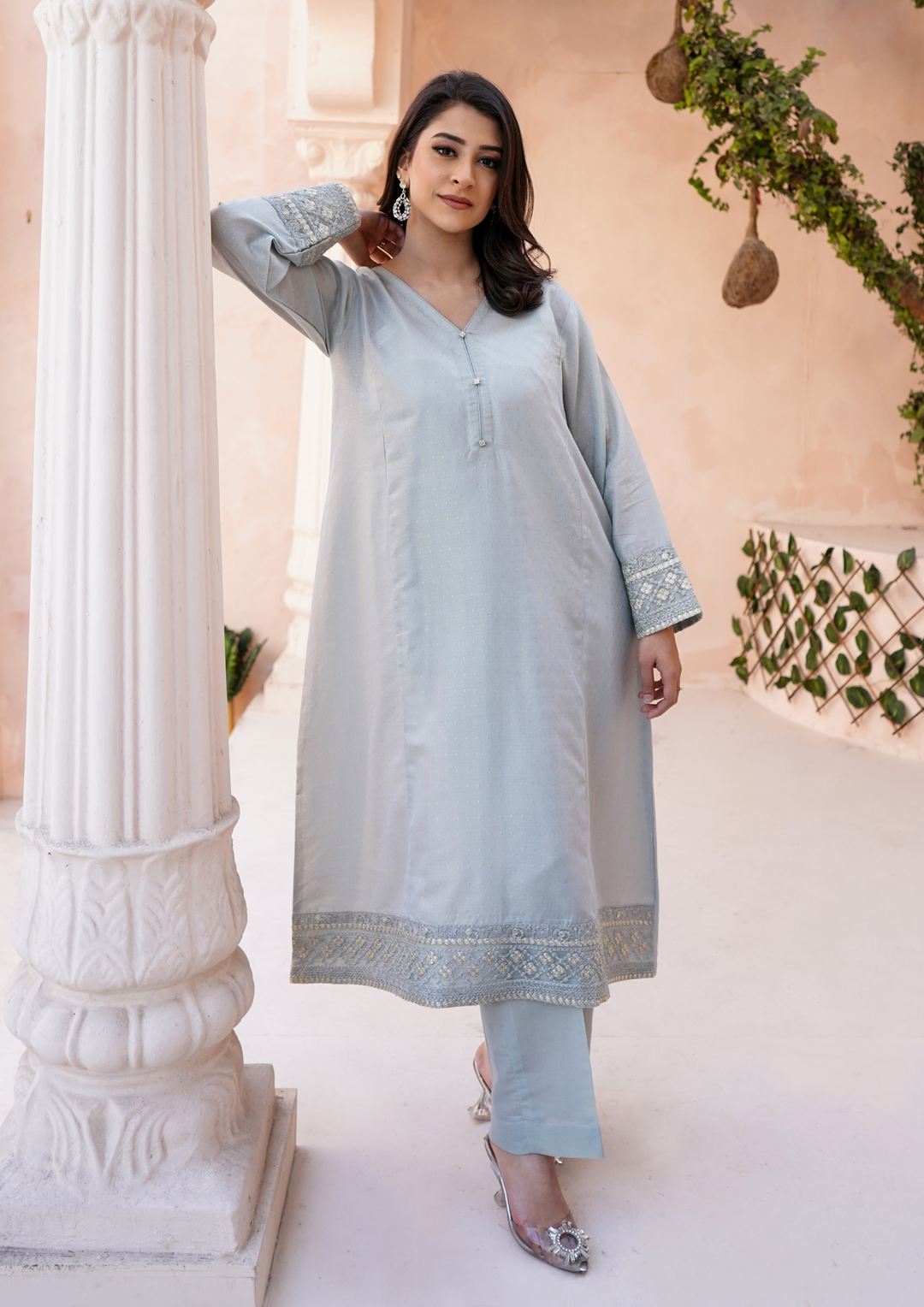 2Pc Embroidered Golden Jacquard Maisuri JASHAN-S25-0043