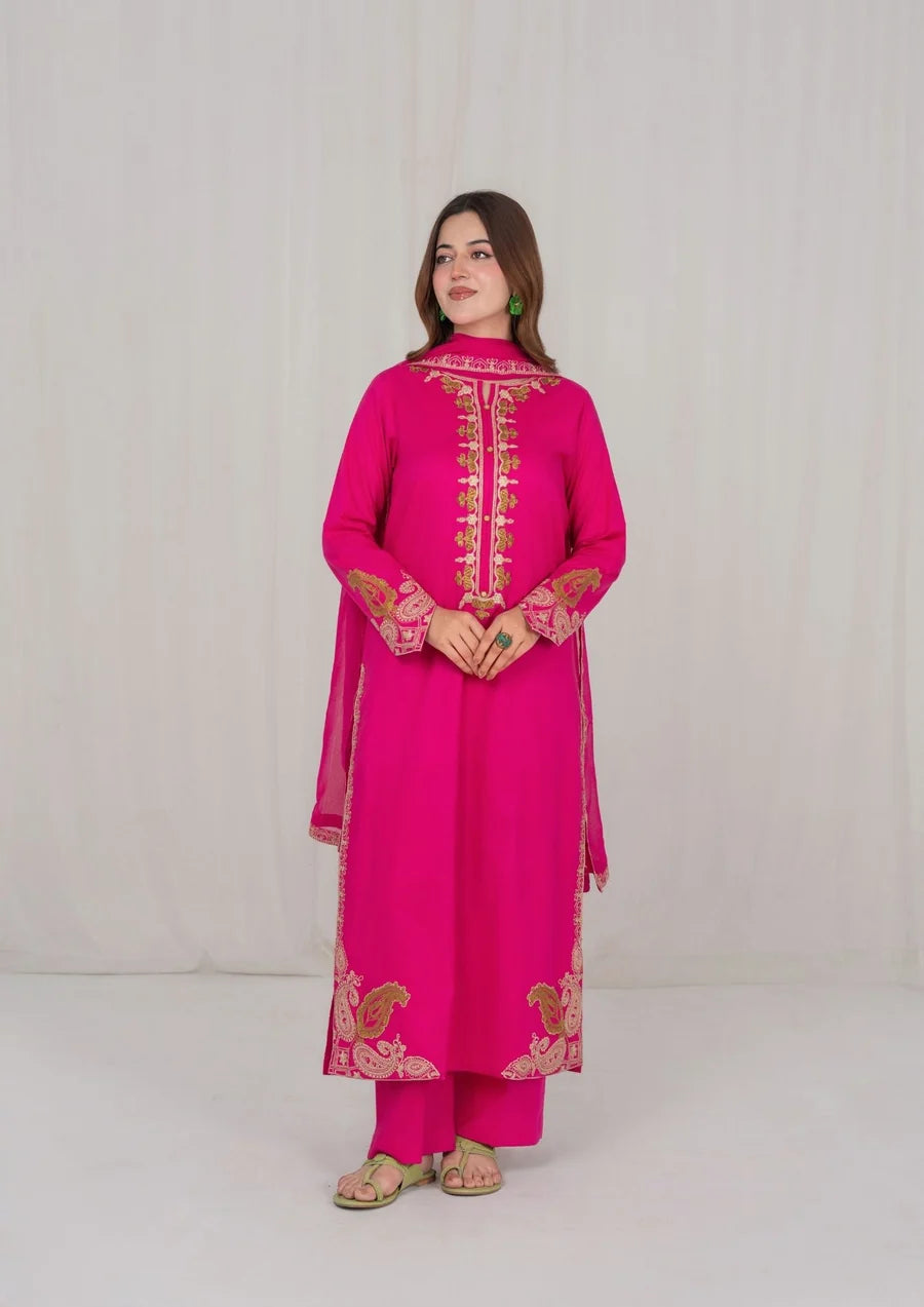 3Pc Hot Pink Embroidered Lawn with Chiffon Dupatta SUM-R26-0004