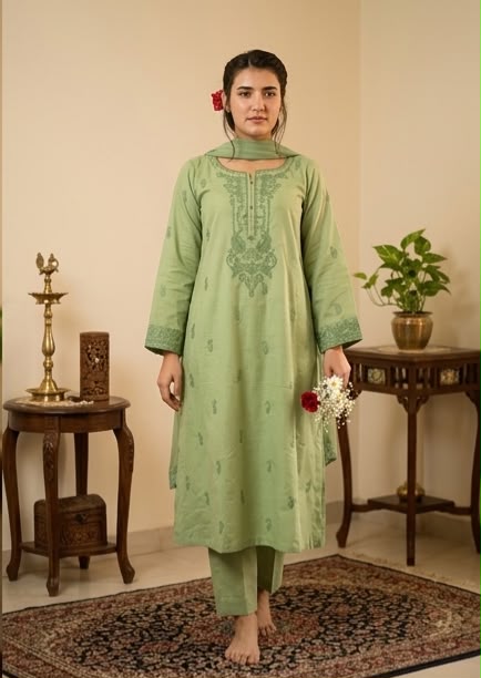 3Pc Pistachio Embroidered Lawn with Chiffon Dupatta RIW-R26-0002