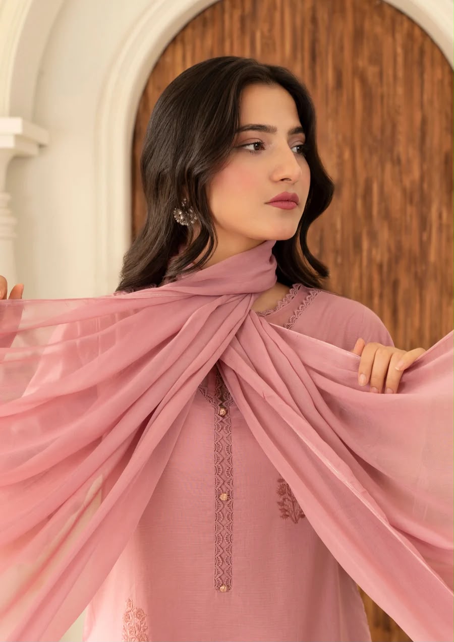3Pc Embroidered Lawn SUM-F25-0008