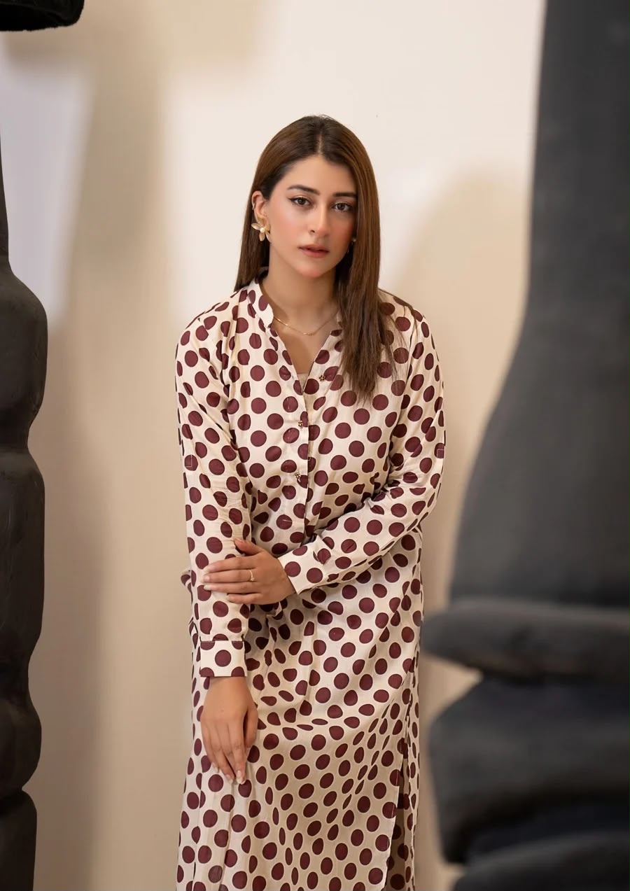 2Pc Digital Print Lawn Gulmeena-G26-0031