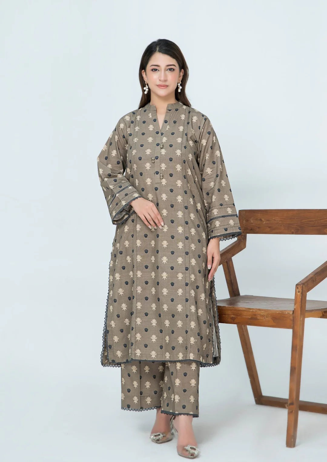 2pc Gold Khaddar Digital Print AML-W25-0037