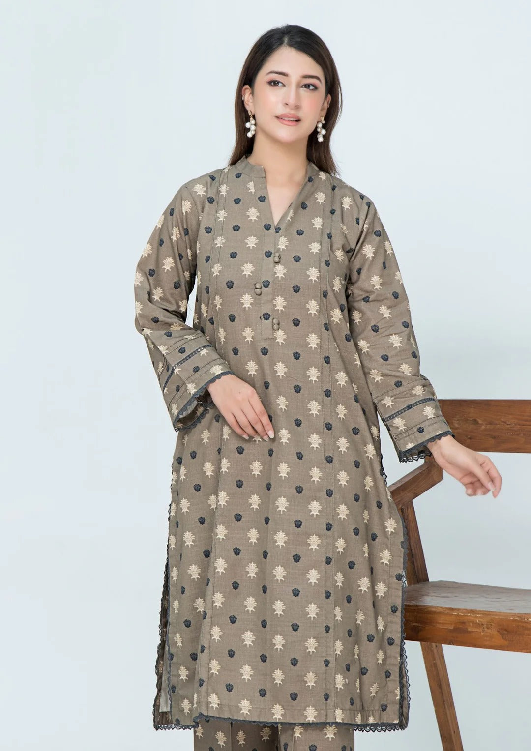 2pc Gold Khaddar Digital Print AML-W25-0037