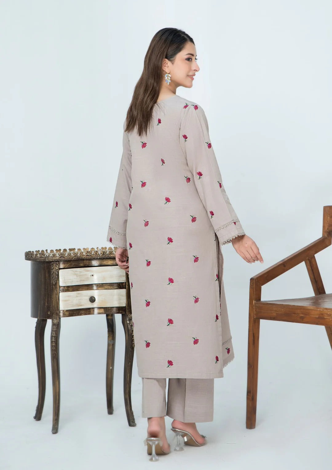 2pc Multi Embroidered Khaddar AML-W25-0039