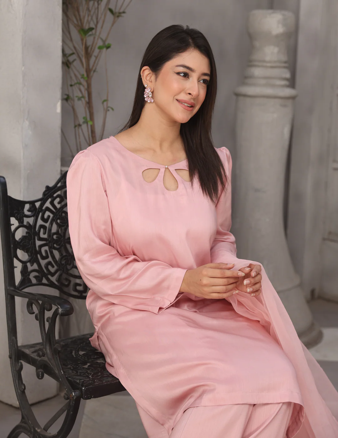 3Pc Silk Viscose with Farshi Shalwar with Organza Dupatta JASHAN-S25-0071