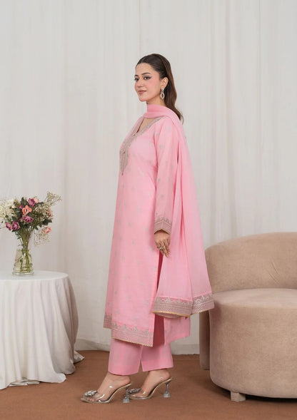3Pc Tilla Embroidered Textured Lawn with Embroidered Border Chiffon Dupatta Pink JASHAN-J26-0028